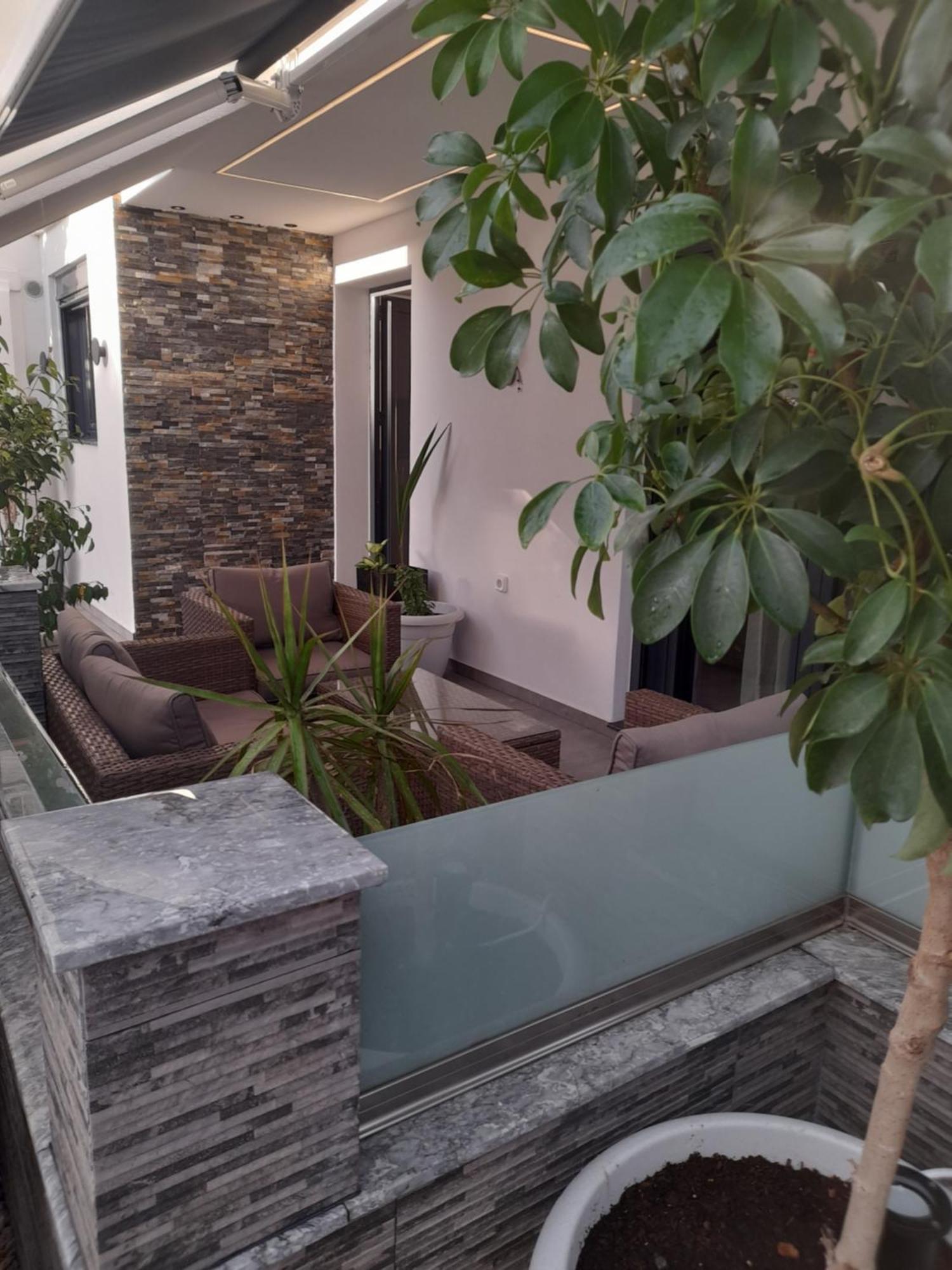 Prifti Luxury Apartment ファリラキ エクステリア 写真