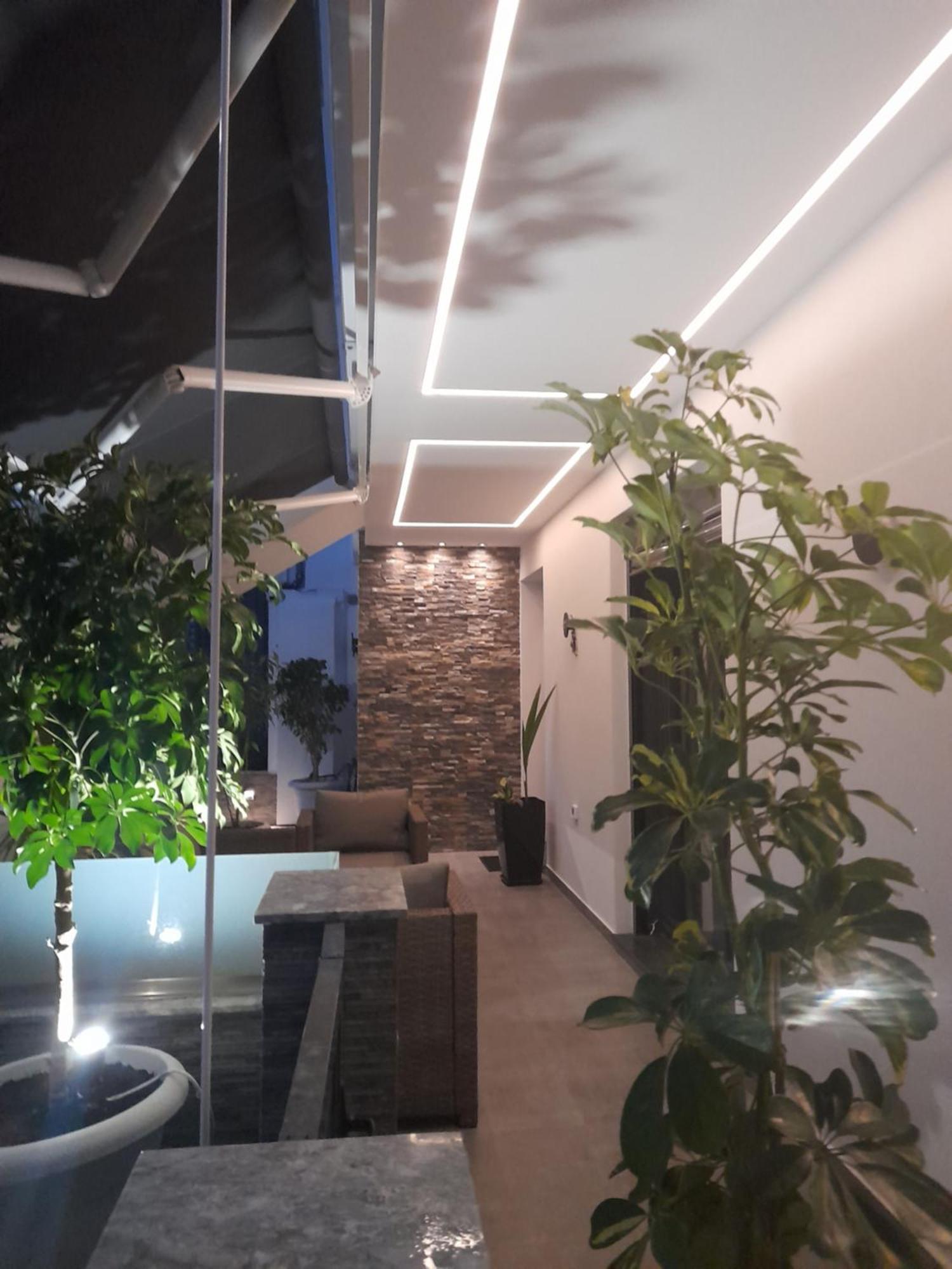 Prifti Luxury Apartment ファリラキ エクステリア 写真