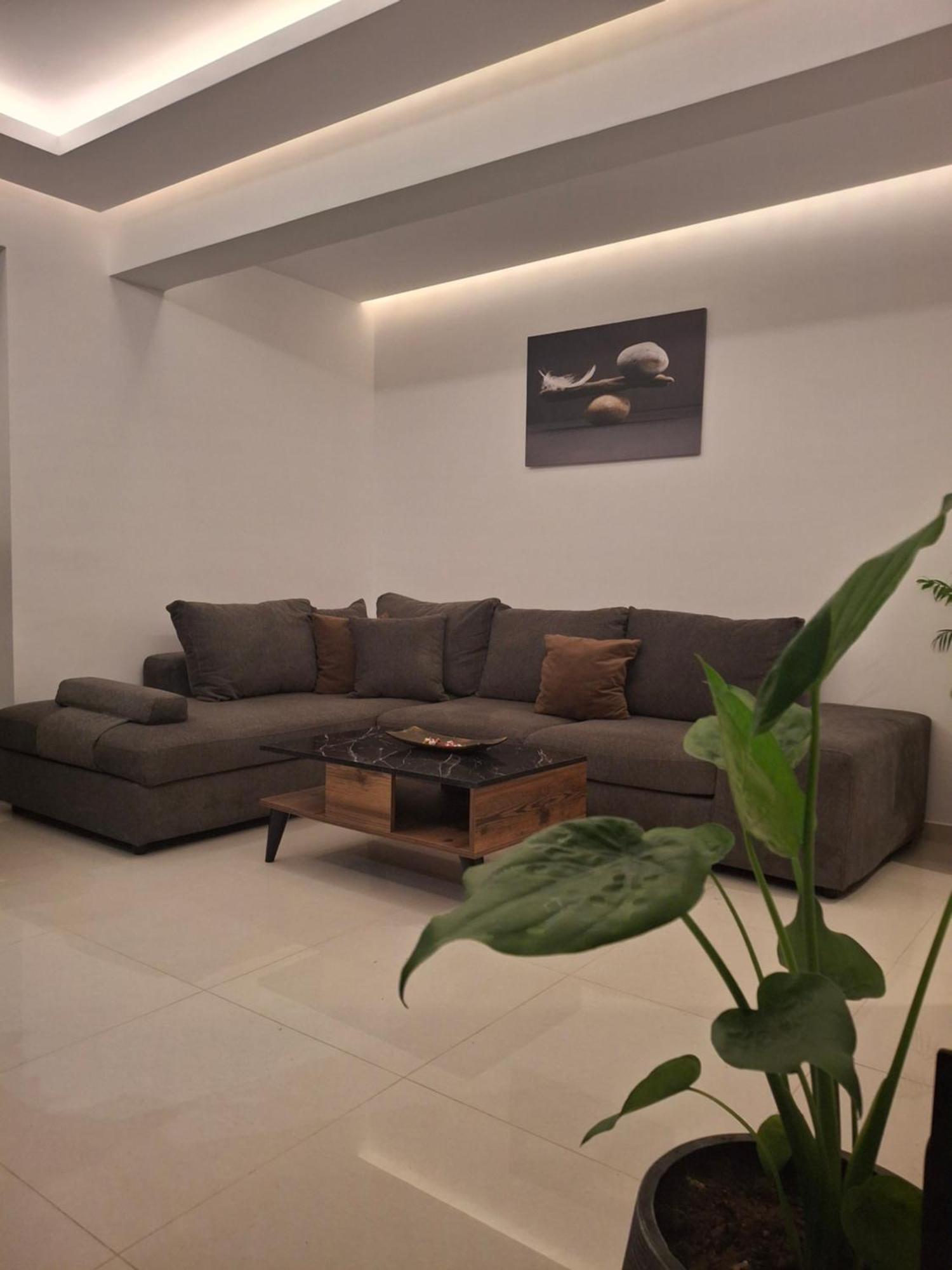 Prifti Luxury Apartment ファリラキ エクステリア 写真